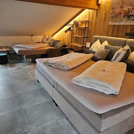 דירות Guggenthal Bauernhof-Loft Edtgut מראה חיצוני תמונה
